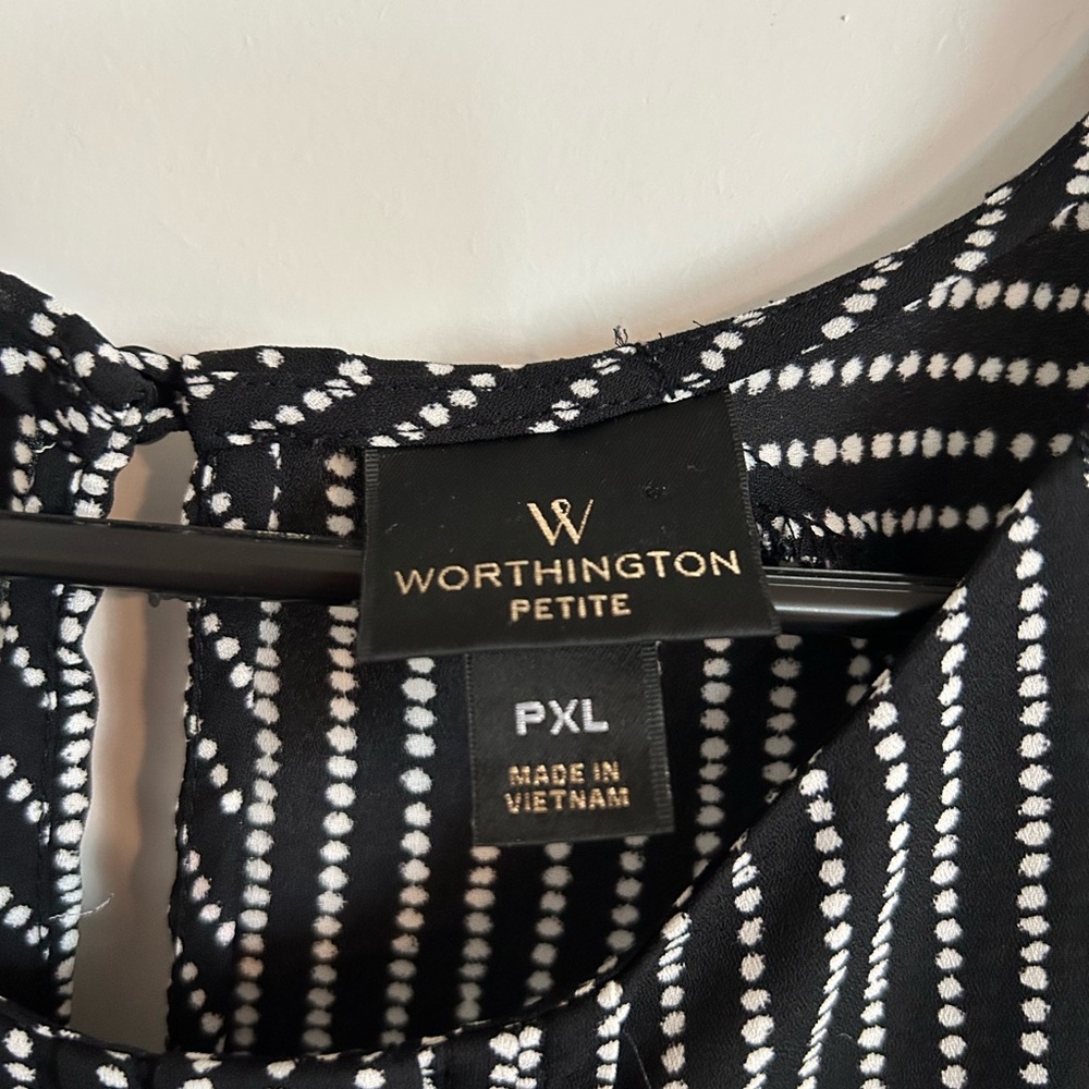 Worthington Black and White Patterned Blouse - Picture 2 of 2